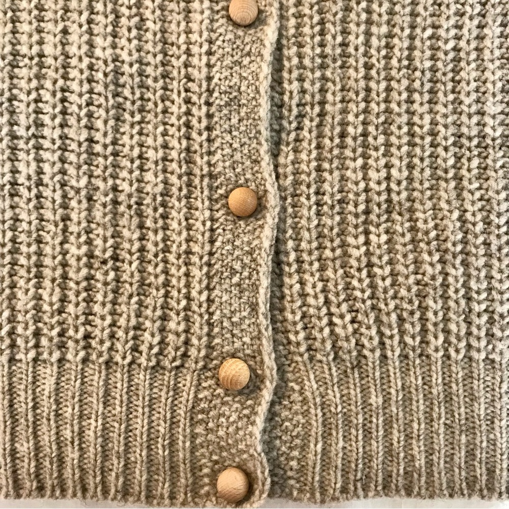 *SOLD* Babaa No. 5 Wool Cardigan 🐑 - Picture 9 of 11